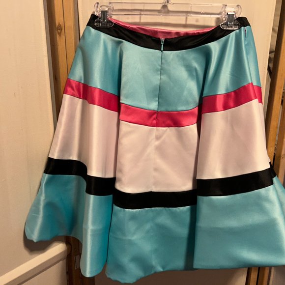 ENVIOUS By Karishma Creations Sz 6 Pink Blue White Black Twirl Pockets Skirt - Picture 5 of 8